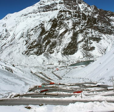 Paso Internacional Los Libertadores, Los Andes, Chile