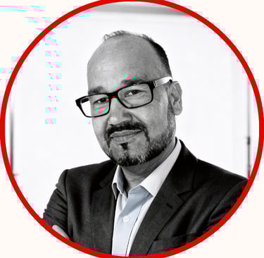 “Professional portrait of Peter Parmar”