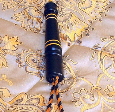 "Stinger" Loop Whip