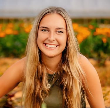 Lancaster PA senior picture photographer. Hershey PA senior picture photographer