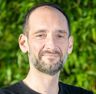 Magnétiseur Nantes, Énergéticien Christophe Meunier portrait