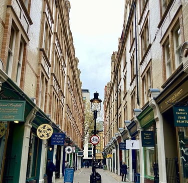 Cecil Court