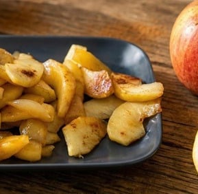 Mele caramellate senza zucchero