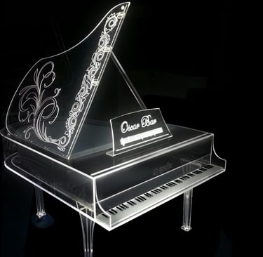 pianoforte in plexiglass