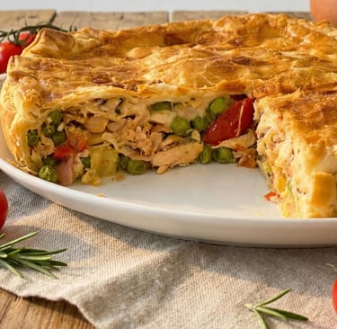 Come fare la torta salata di pollo e verdure per pranzo