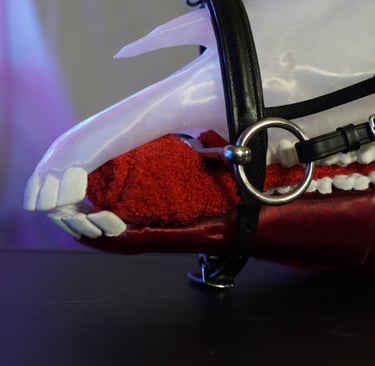 a mouthy mouth with a mouth full of teeth