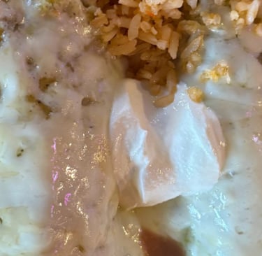 Tamales with green sauce