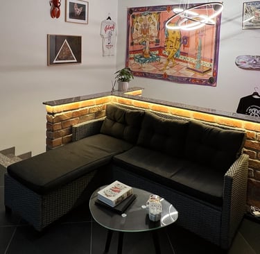 Pormenor interior estúdio de tatuagens e body piercing em Vagos, Aveiro