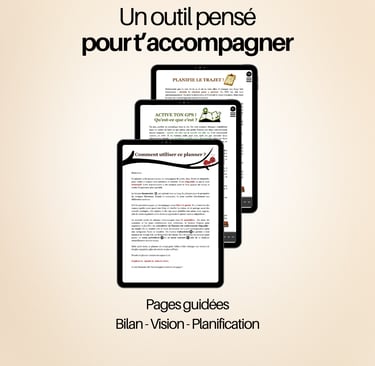 Écrans de tablettes numériques affichant des pages de planification guidée 
