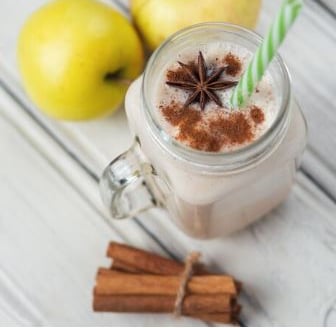 Elmalı Turta Kış Smoothie’si