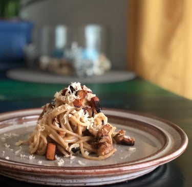 carbonara vegana con jackfruit