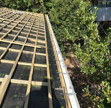Yunusemre yeni nesil apartman parapet yalıtımı ve çatı çıkış detayları