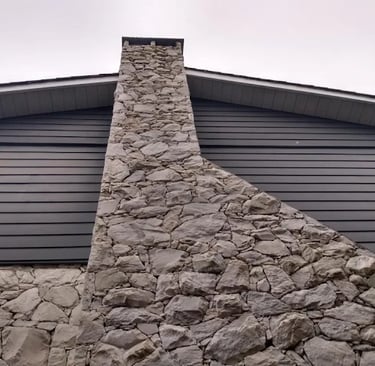 Lime stone new build  facing Montreal 2023/Nouvelle construction en calcaire face à Montréal 2023