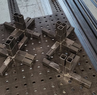 Raccordi angolari in ferro per struttura Dehors