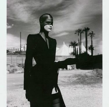 IMAGE HELMUT NEWTON