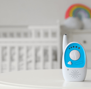 Plaats een babyfoon altijd op minimaal 2 meter afstand van het babybedje om blootstelling aan strali