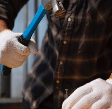Pequenas reparações, troca de torneiras e chuveiros, reparação de autoclismo
