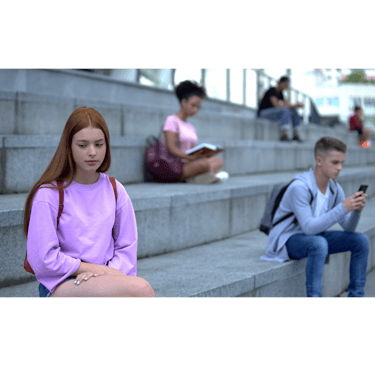 me siento sola necesito ayuda de un psicologo