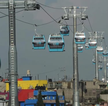 Estación PARCUR / Colegio de Arquitectos del Cablebús Ciudad de México