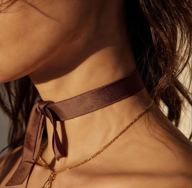 logo haut de gamme or