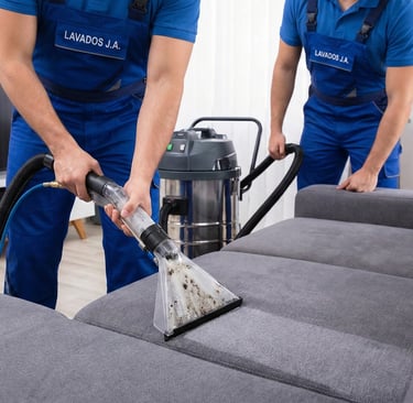 Antes y después de lavado de muebles Lavados JA