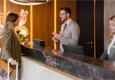 concierge de réservation d'hôtel
