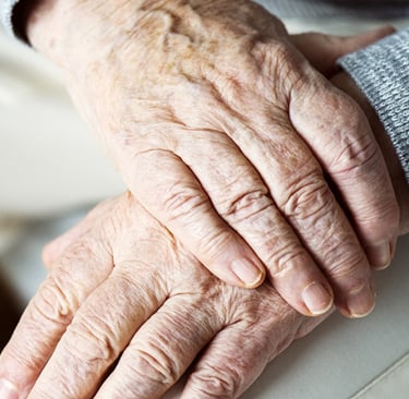 logement social parc hlm sous occupation loi elan personne agee seniors