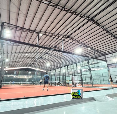 high roof at big4padel
