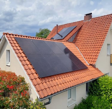 Photovoltaikanlage auf Mietshaus in Vechta installiert von Karlin Elektrotechnik