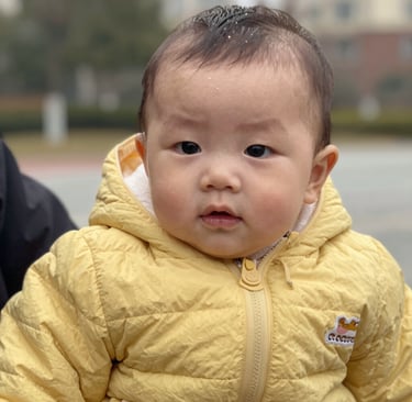 Bright living room with modern inventory