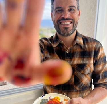 Dami Peralta, Andes Inspiration founder, professional mountain guide and multidisciplinary artist