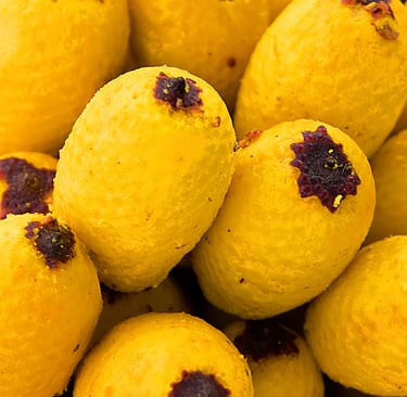 Fruta de aguaje pelada