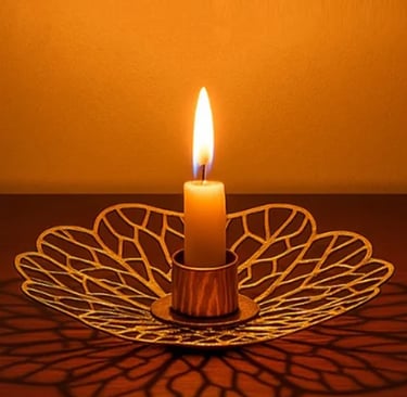 Flower shaped brass candle stand