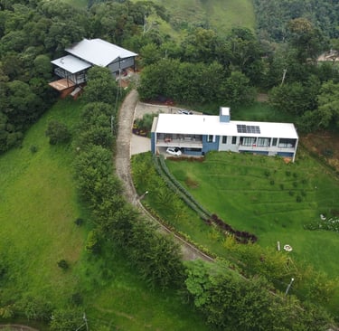 Residência Montanha Telhado Metálico Norte