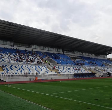 Das Stadion Fadil Vokrri in Pristina, Heimstadion der kosovarischen Nationalmannschaft.