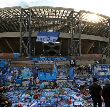 Blick ins Innere des Stadio Diego Armando Maradona, Heimstadion des SSC Neapel