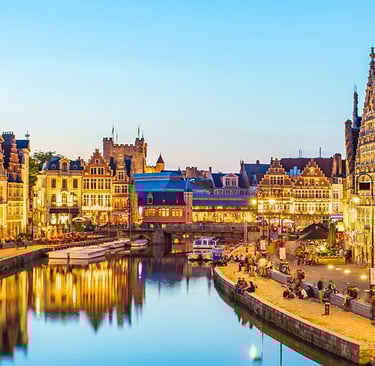Blick auf das Stadtbild von Anderlecht mit typischer belgischer Architektur und urbanem Flair