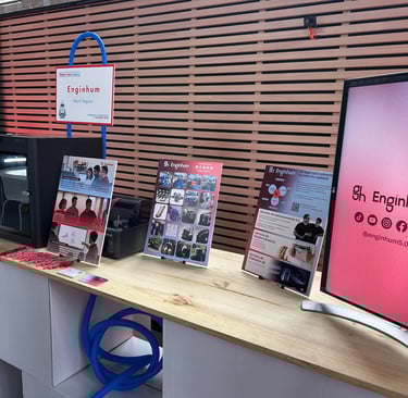 Asesoramiento tecnológico, espacio expositivo