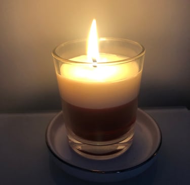 Bougie parfumée allumée