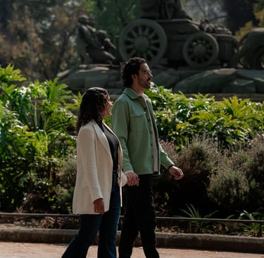 sesión pareja colonia roma cdmx, fotografo destino, fotografo cdmx, sesión pareja fuente cibeles en ciudad de méxico
