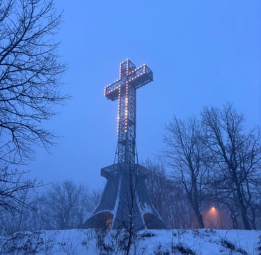 the Mount Royal Park cross