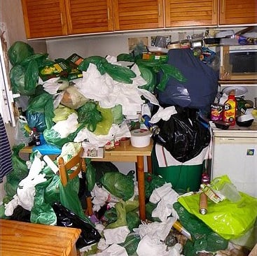 Photo d'un logement encombré, syndrome de diogène