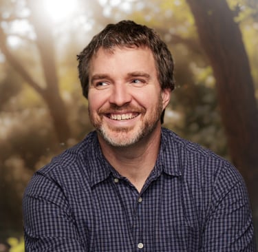 CoCreator Headshot (Geoff)