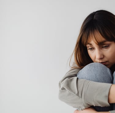 Mulher desanimada, triste e sem esperança