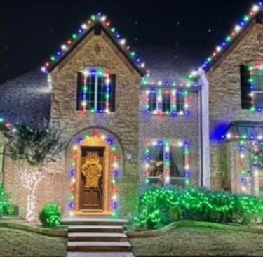 Multi Color Christmas Lights in Julingont Creek