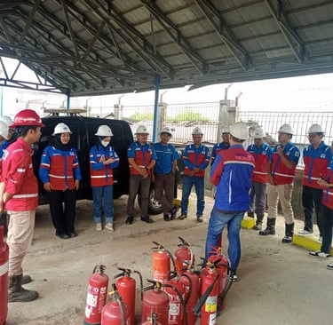 Training Alat Pemadam Api