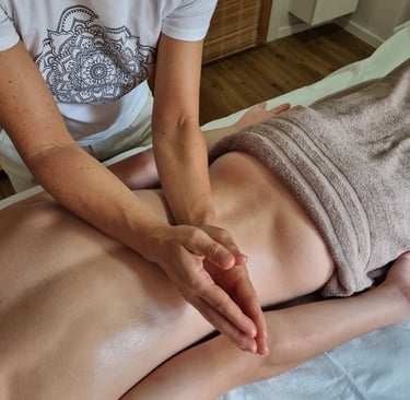 Relaxační masáže, péče šitá na míru, Dotek energie, Jablonec, havajská masáž Lomi Lomi