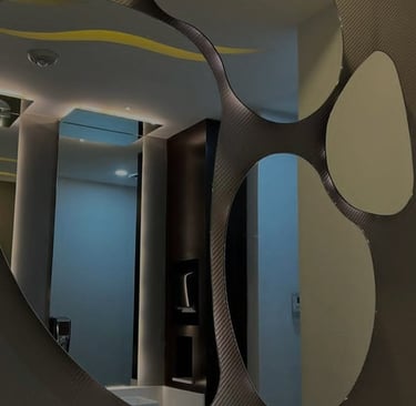 قطع مرايا باشكال هندسية عديدة