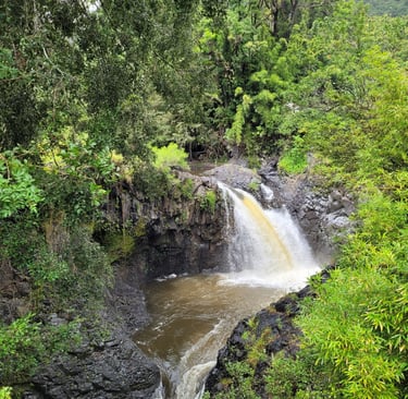 Pipiwail trail Maui