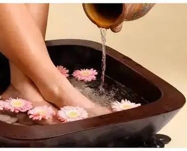 Body and feet massage package for total relaxation